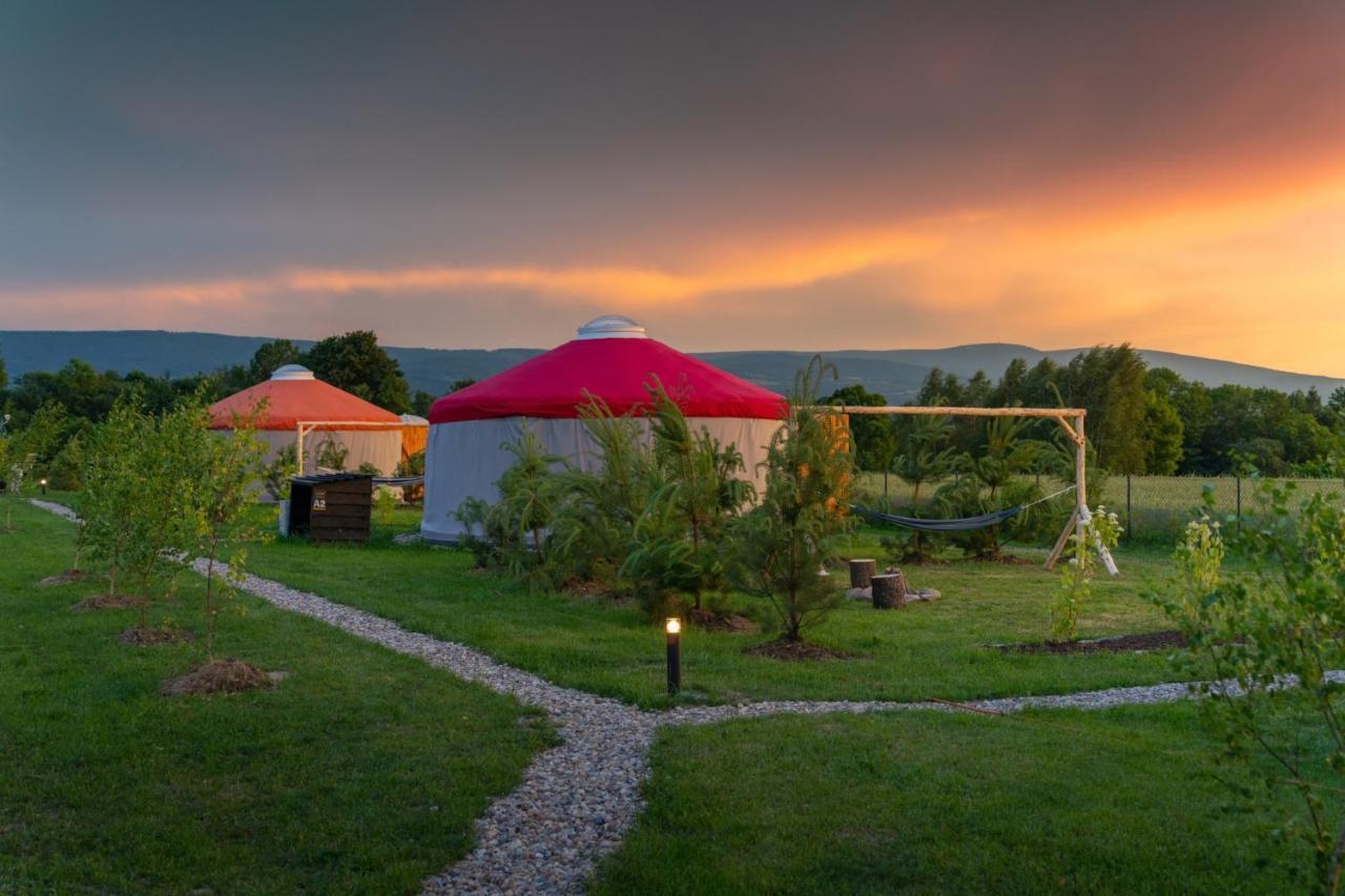 Izera Glamping Adults - Luksusowe Jurty&Spa Gajowka  Ngoại thất bức ảnh