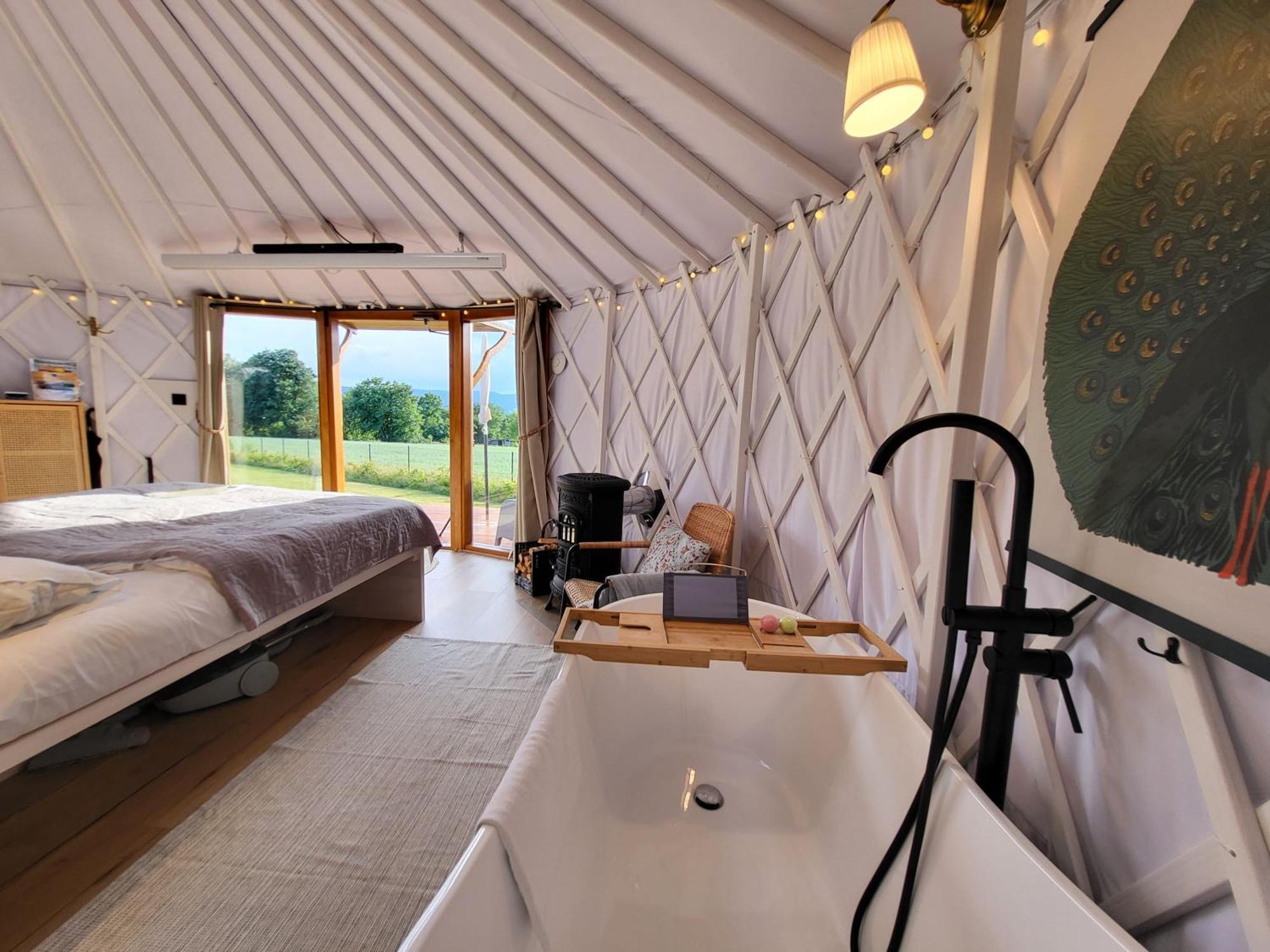 Izera Glamping Adults - Luksusowe Jurty&Spa Gajowka  Ngoại thất bức ảnh