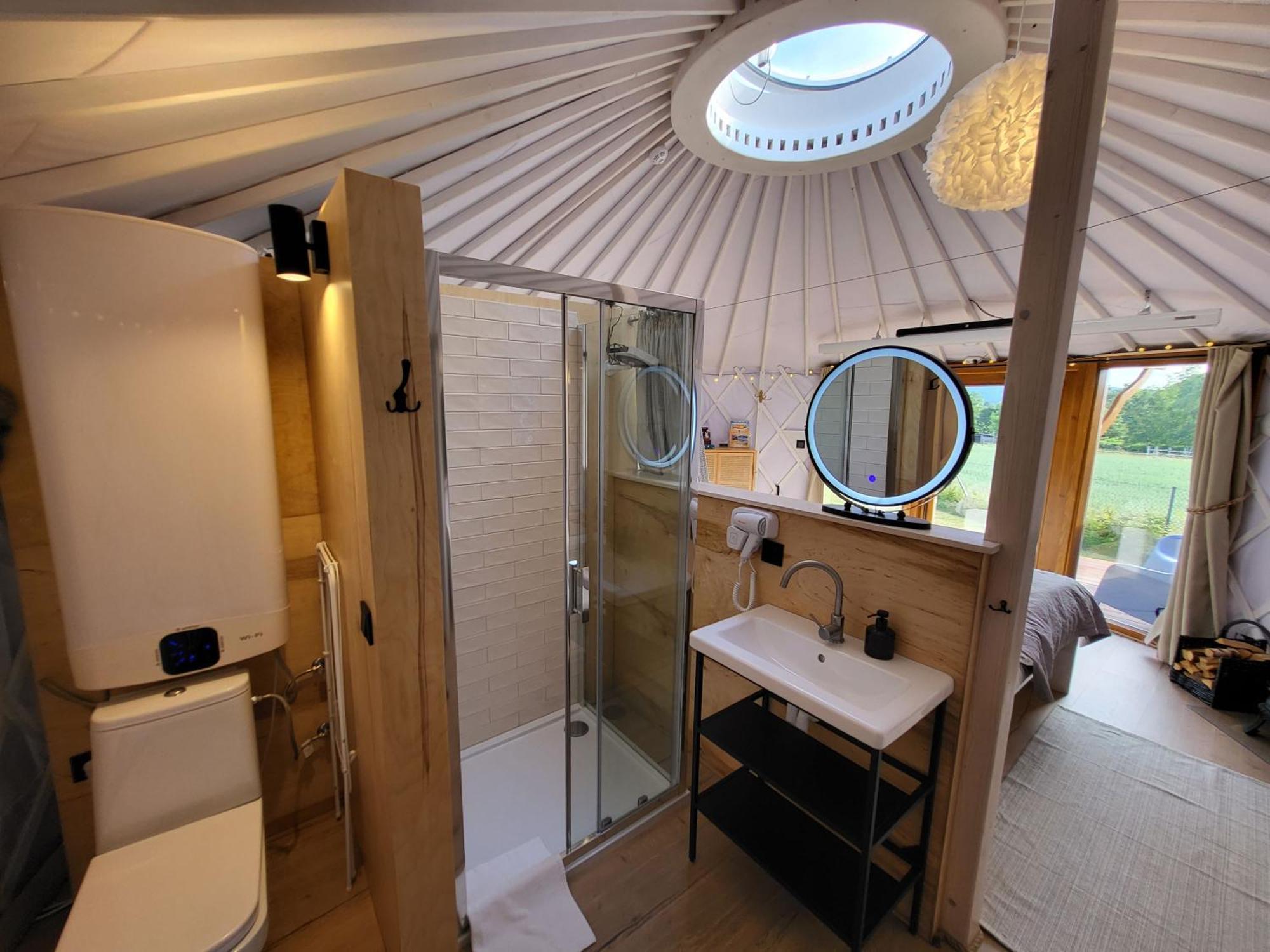 Izera Glamping Adults - Luksusowe Jurty&Spa Gajowka  Ngoại thất bức ảnh